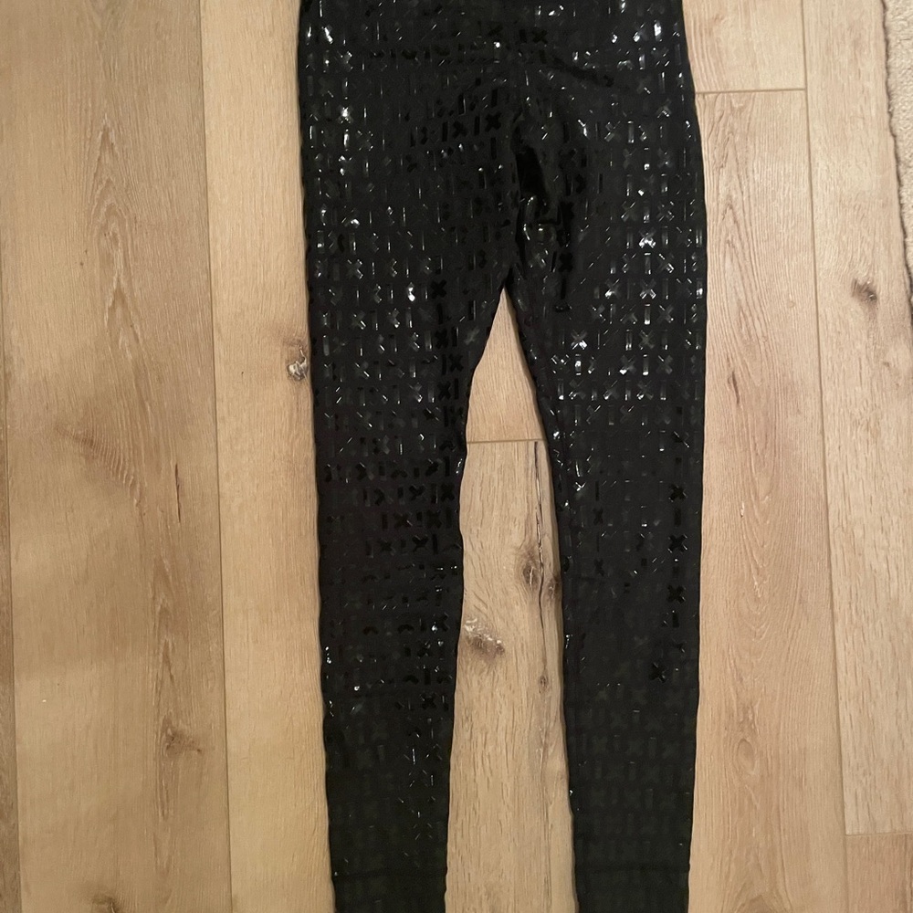 CXIX Black Gecko Grip Leggings
